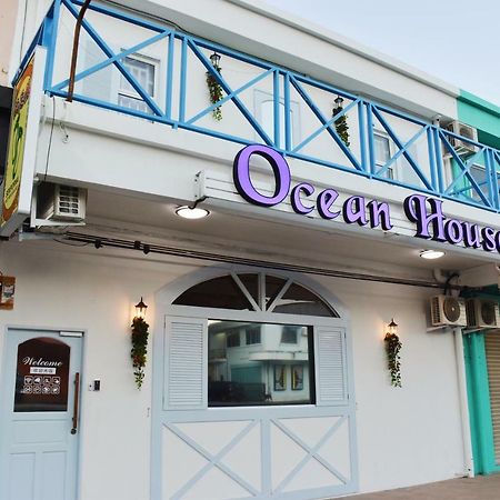 Ocean House Hostel Semporna Exterior photo